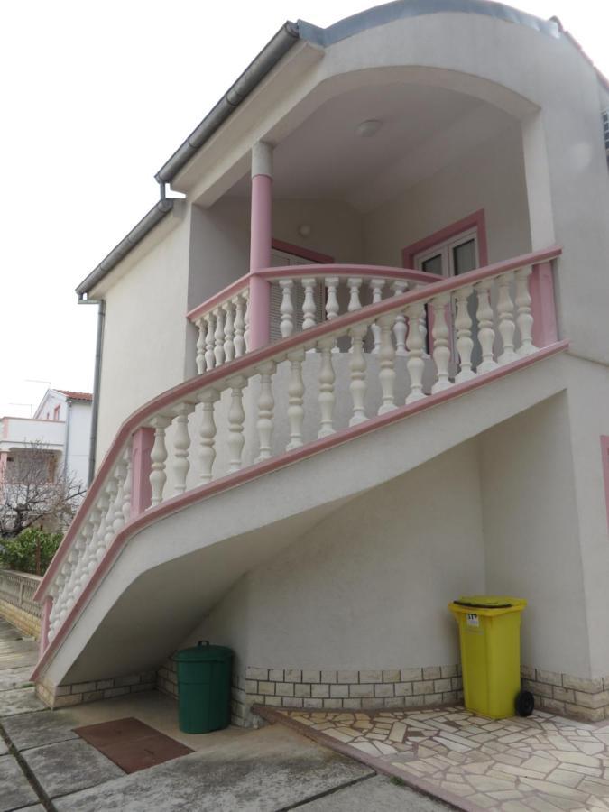 Gardenia Apartments Pakoštane Extérieur photo