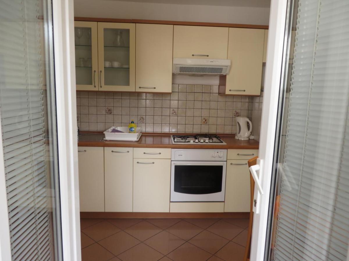 Gardenia Apartments Pakoštane Extérieur photo
