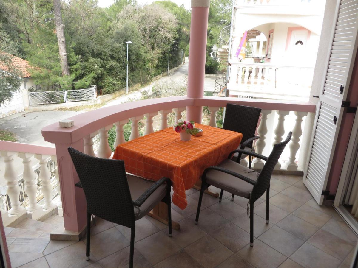 Gardenia Apartments Pakoštane Extérieur photo