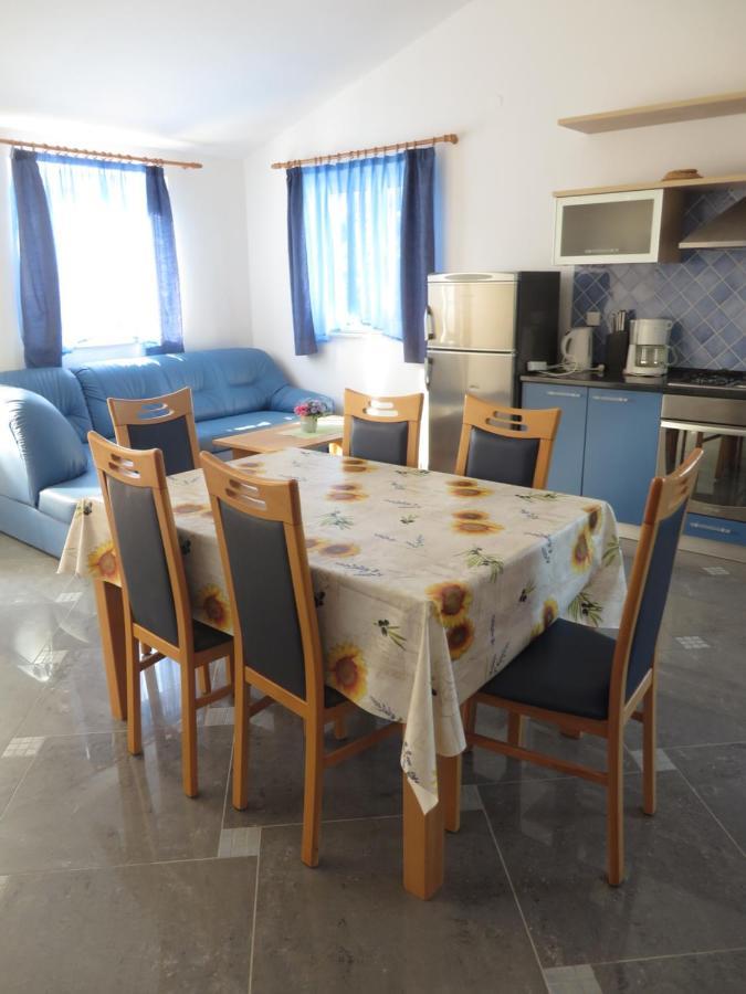 Gardenia Apartments Pakoštane Extérieur photo