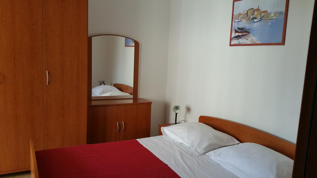 Gardenia Apartments Pakoštane Extérieur photo